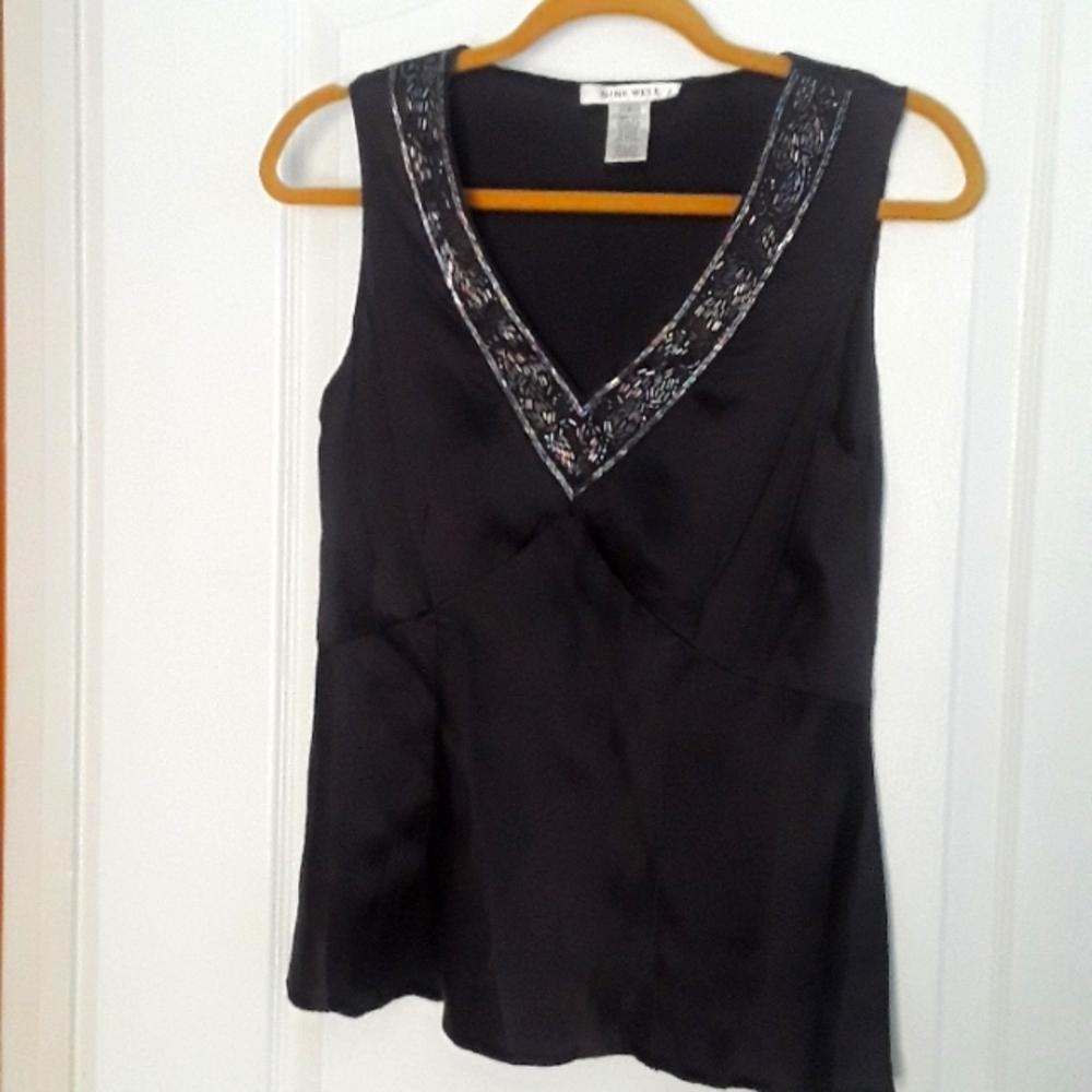 Nine West women's Top Size 6  Dark Wine